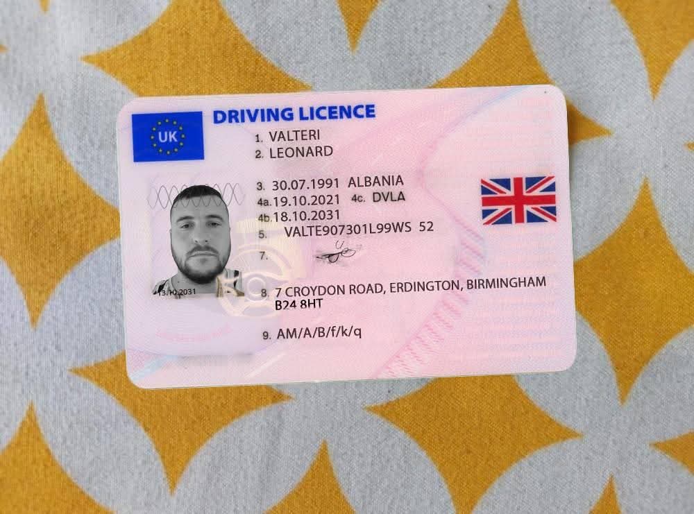Expedited UK driving licence renewal facilitation service